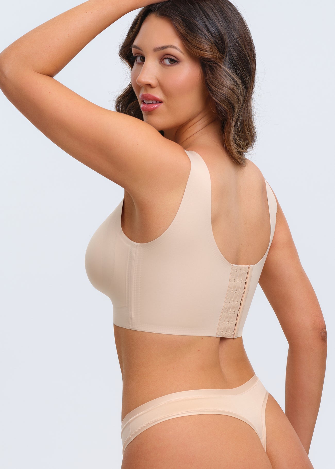 MagicEraser V-Neck Tank Bra