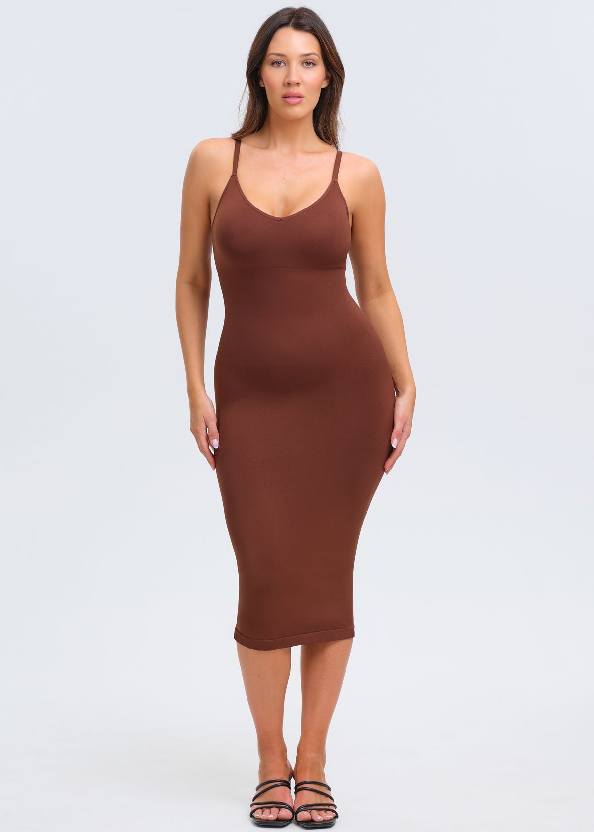 ブラウン Vネック ナイトドレス SnatchedKnit V-neck Sami Maxi Dress