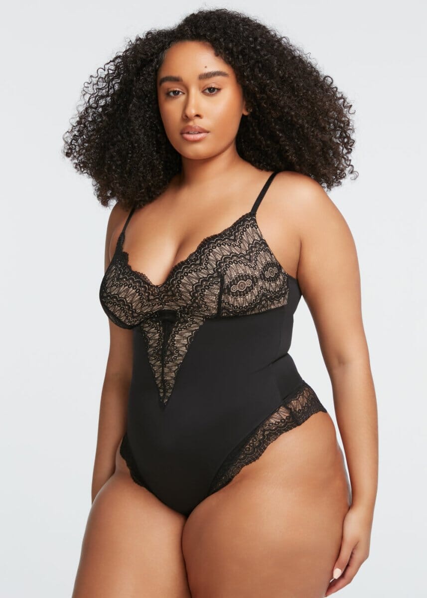 Lace Smoothing Shaper - She's Waisted