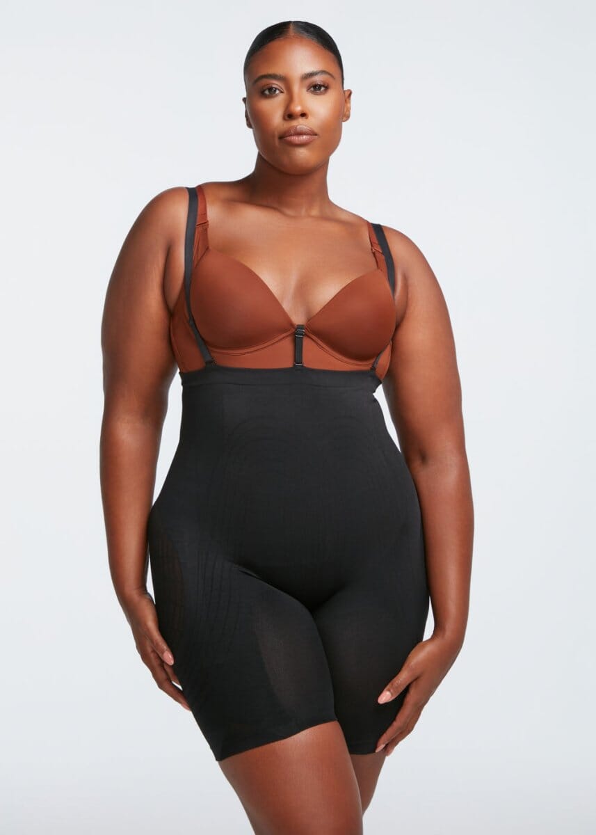 Seamless Power Mesh Shorts - She's Waisted