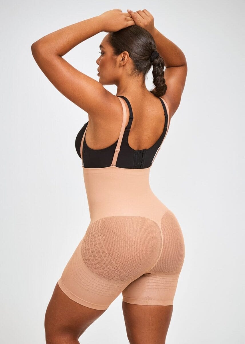 Seamless Power Mesh Shorts - She's Waisted